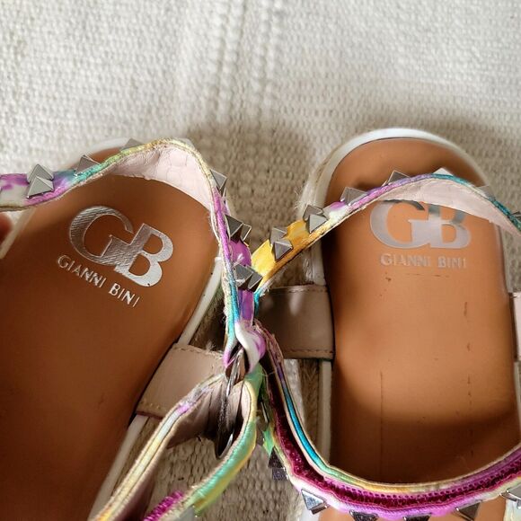 Gianni Bini Rainbow Studded Platform Espadrille Sandals Ankle Straps Size 7.5 - Picture 4 of 6